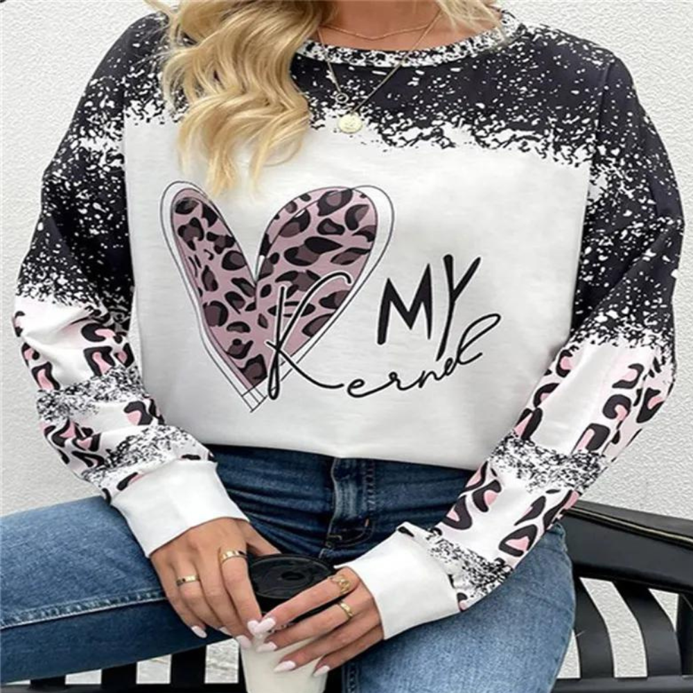 Elegant Women's Sweater: Aurora pullover, combining cozy comfort & stylish versatility for ladies' apparel.