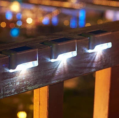 Energy-efficient waterproof outdoor solar garden light, perfect for pathways & patio illumination.