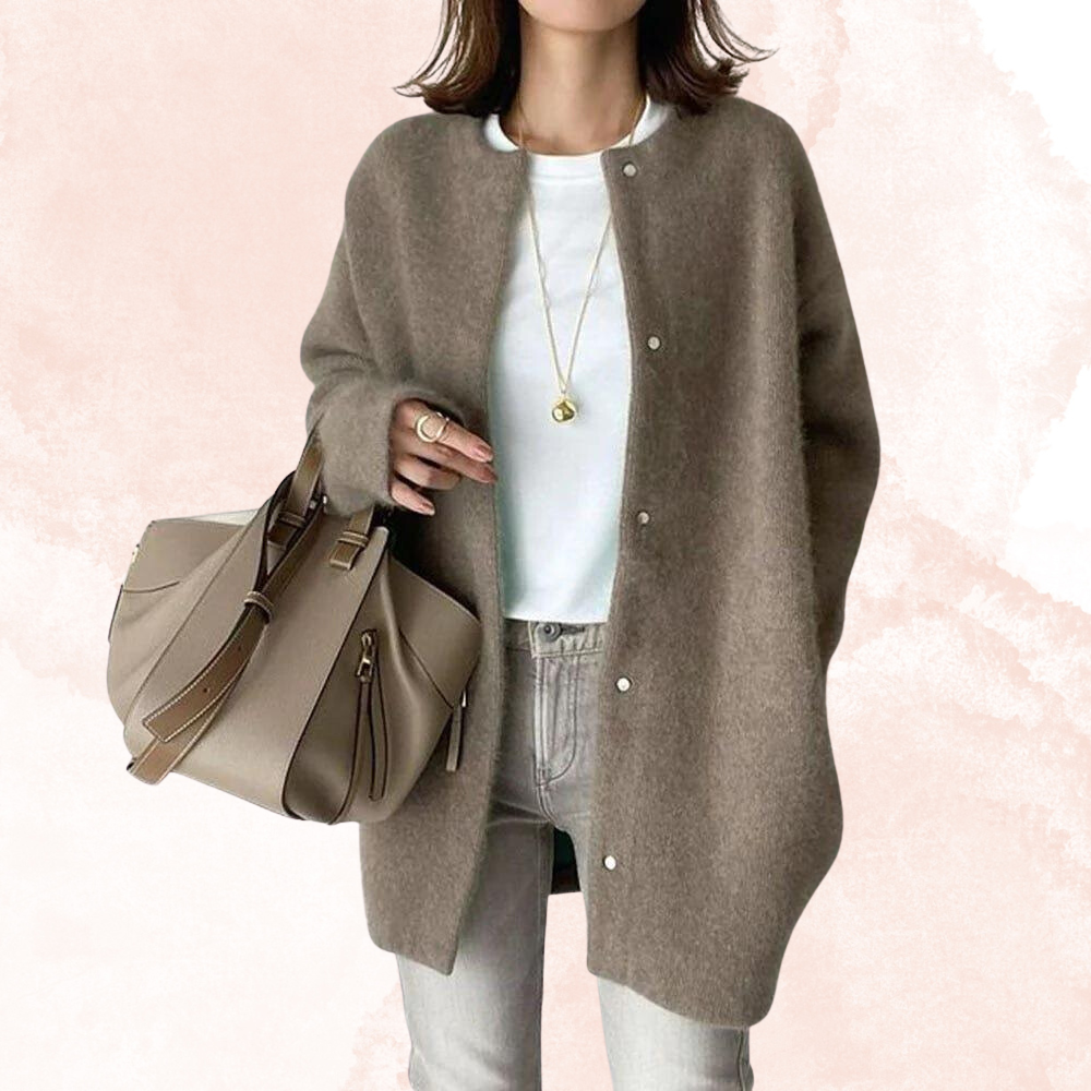 Versatile women's khaki summer jacket, lightweight and timeless, ideal for chic casual outerwear.