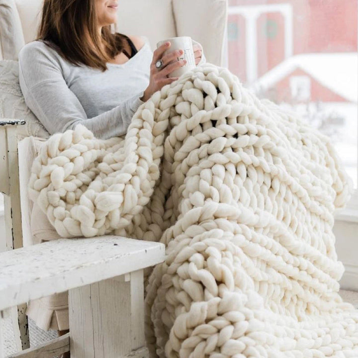 Cozy living with XL chunky arm knitting yarn for super soft DIY throws & decorative accents.