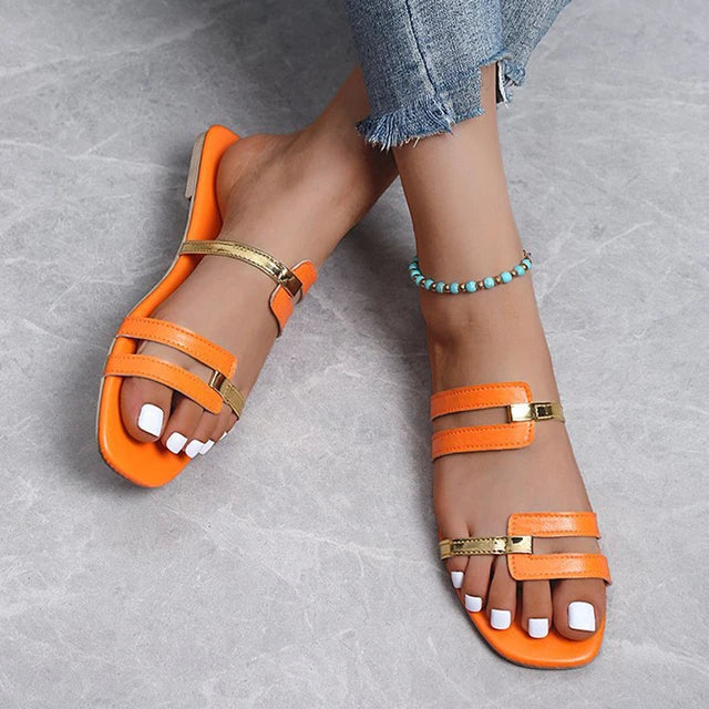 Soft & comfortable flat women's slippers, open toe summer sandals for relaxed wear.