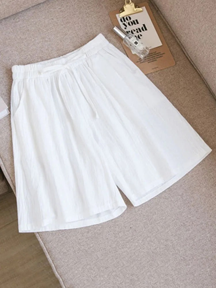 Comfortable women's stretch waist shorts, perfect for summer leisure wear & everyday comfort. Breathable & lightweight.