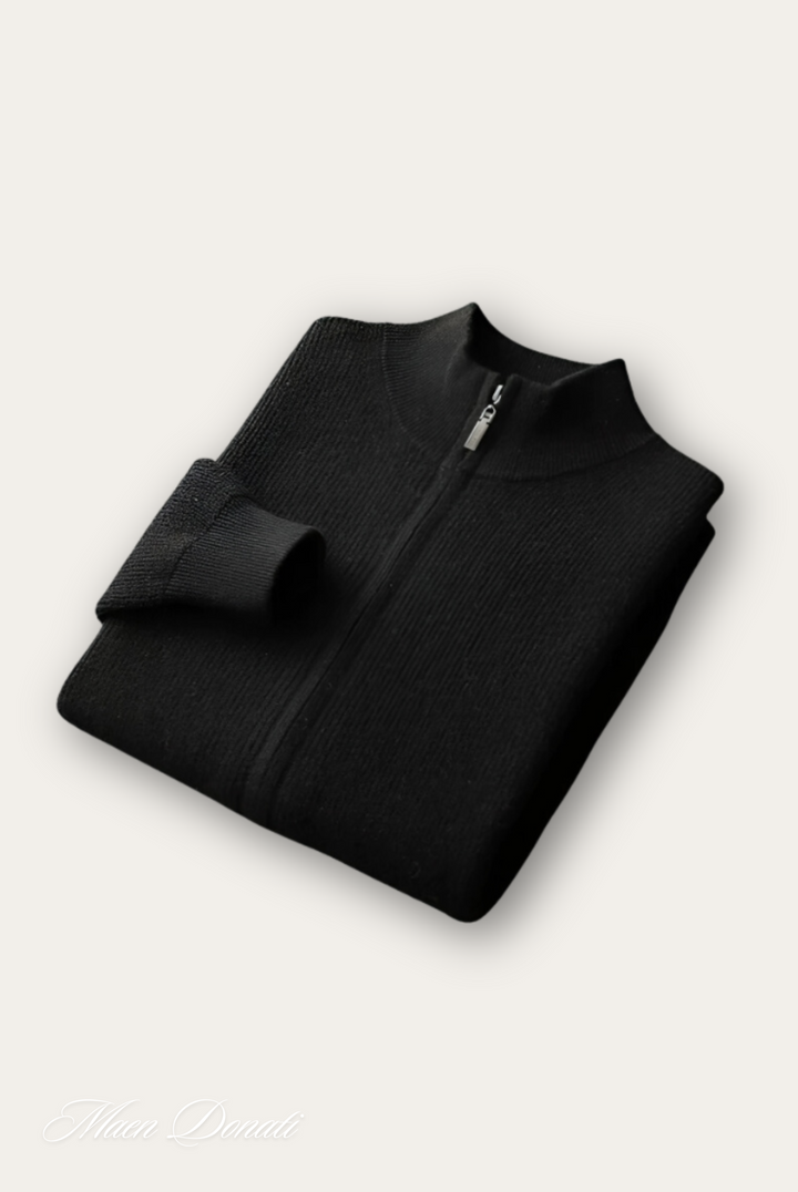 Comfortable wool men's cardigan, Elias, in a timeless everyday style, perfect for cool weather layering.