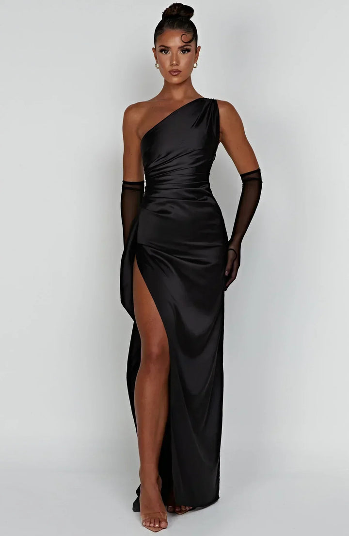 Chic women's one-shoulder evening gown, a flowing split dress for formal events.