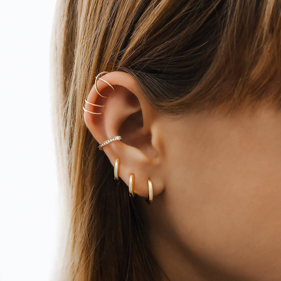 Women's sophisticated 3-ring hoop earring set in sterling silver, ideal for daily wear or occasions.