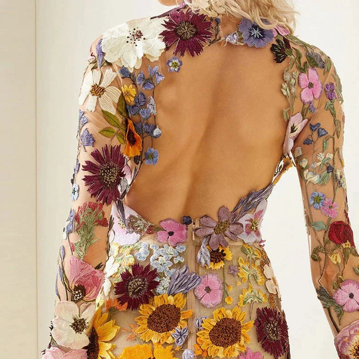 Feminine short floral lace cocktail dress for women, ideal for spring parties & elegant special occasion wear.