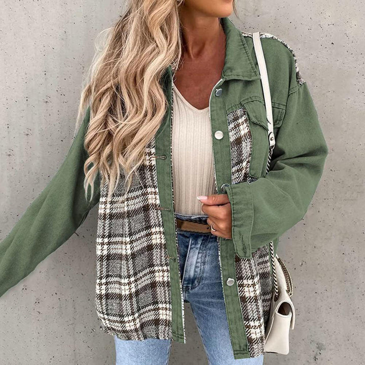 Classic women's everyday coat, an elegant choice for daily fashion and comfortable wear.