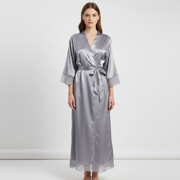 Women's comfortable long 'Susanne' bathrobe, perfect for relaxing as lounge wear.