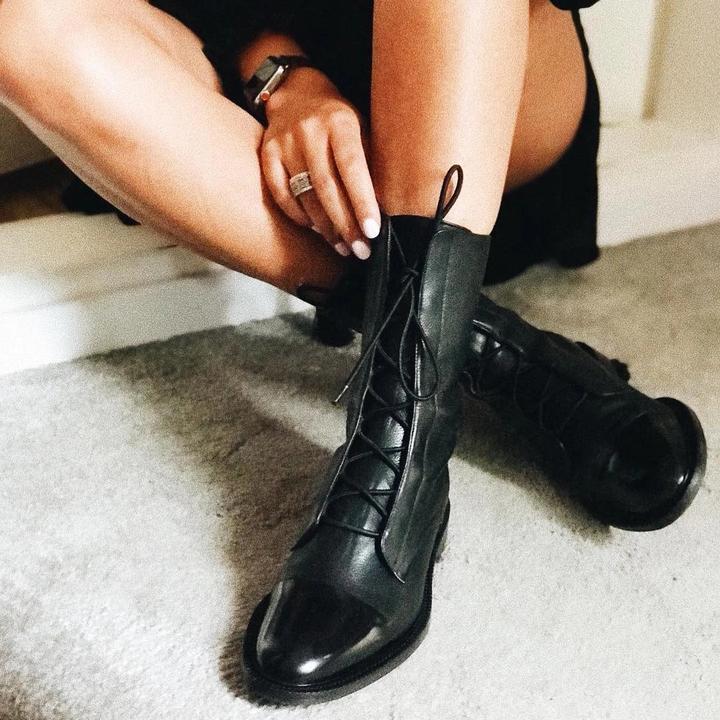 Comfortable women's fashion boots with luxury heels, a trendy and elegant choice for stylish women.