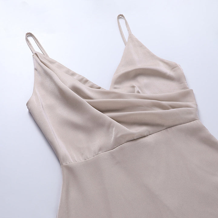 Women's spaghetti strap midi dress, a sophisticated choice for parties and evening events.