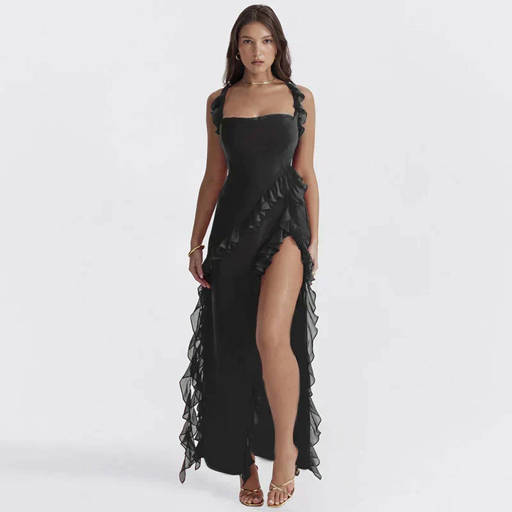 Flowy women's ruffled maxi dress, ideal for summer parties or romantic vacation evenings. Elegant and comfortable.