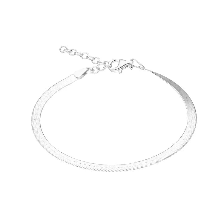 Stylish women's snake chain anklet, perfect for an elegant foot accessory, available in gold and silver.