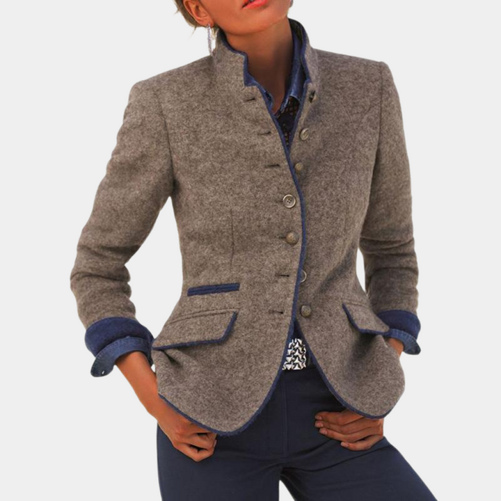 Chic women's brown tailored blazer for stylish business casual outfits & professional everyday wear.