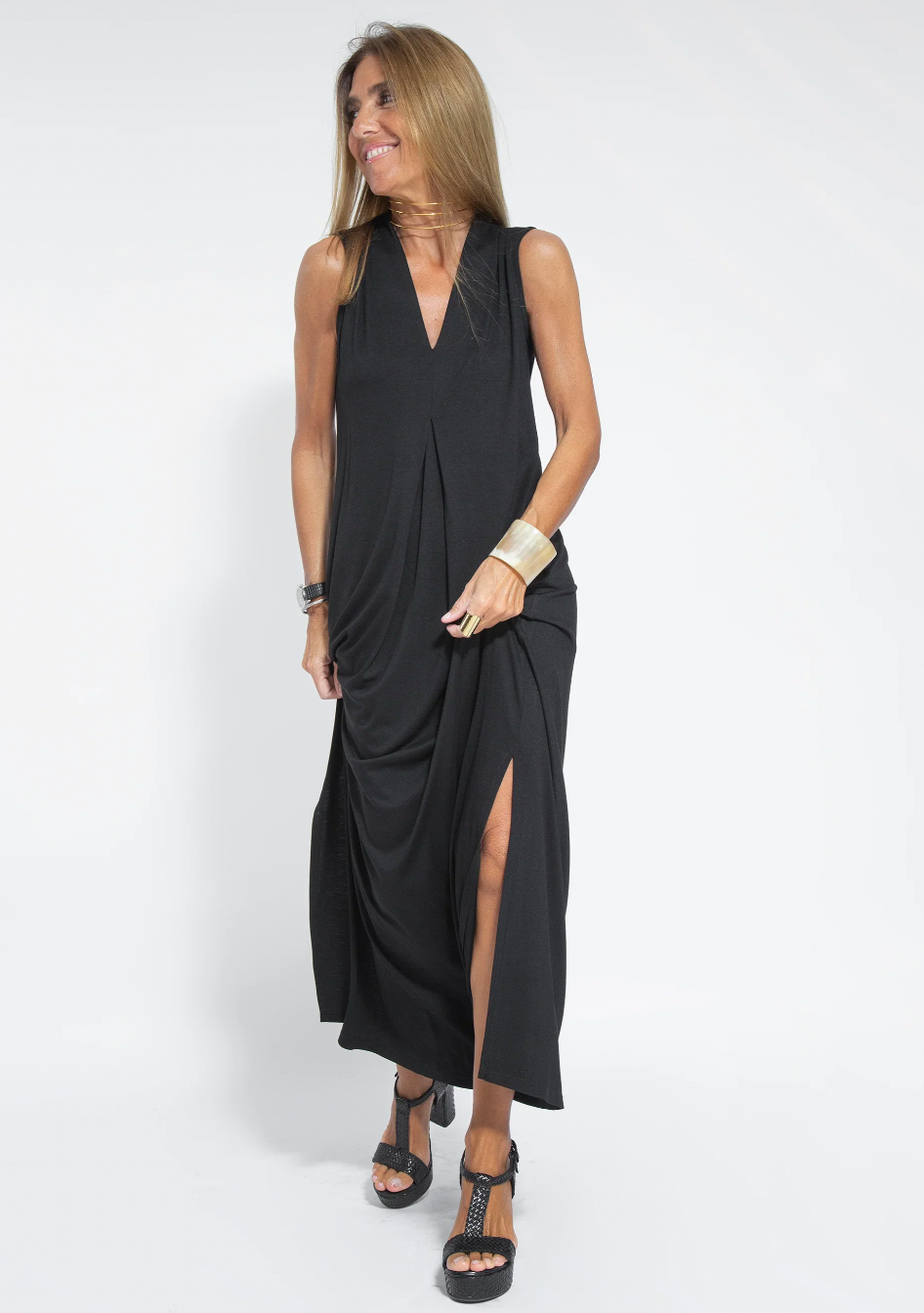 Stylish women's two-piece dress and tailored vest. A versatile, elegant outfit for formal or casual occasions.