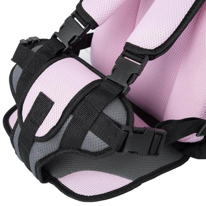 Forward-facing adjustable car seat, ideal for toddlers & young children, with secure latch system.
