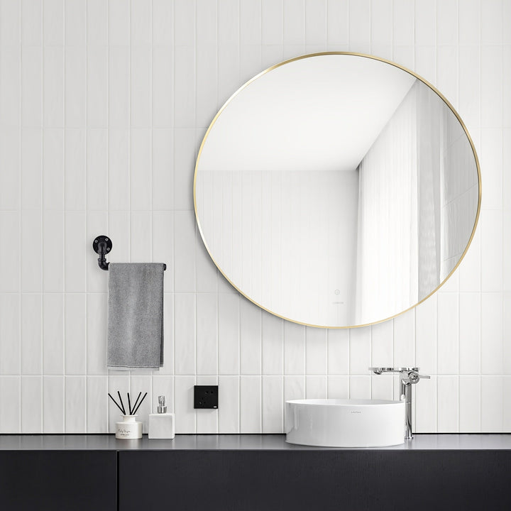 Industrial toilet paper holder, black matte cast iron pipe, robust and stylish bathroom accessory