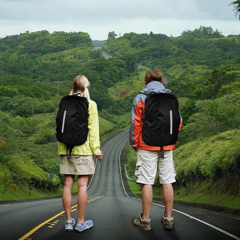 Lightweight waterproof reflective backpack rain cover in black, ideal for hiking and commuting.