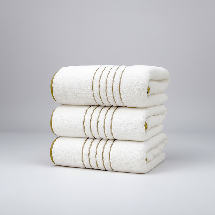 Modern polyester microfiber towel from LuxuryWrap set, highly absorbent and quick-drying