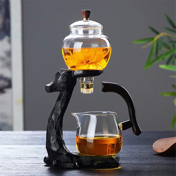 Magnetic tea set with auto water injection system, glass teapot, perfect for a modern tea ceremony gift.