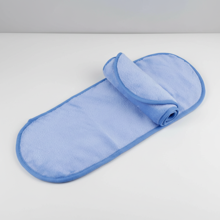 Sustainable microfiber face wipe for daily makeup removal and cleansing routine