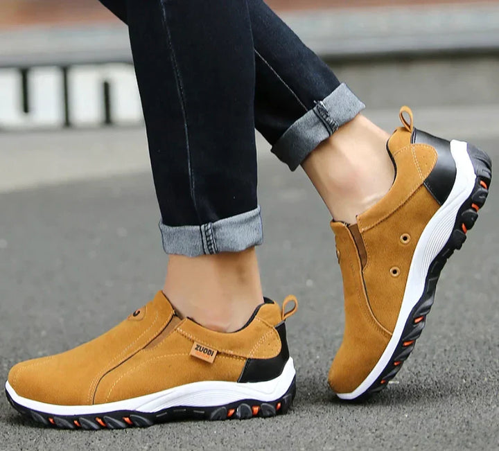 Lace-up men's supportive walking shoes. Orthopedic design for everyday comfort & stability.