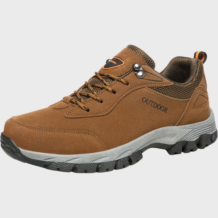 Close-up of Axton men's breathable walking shoes, highlighting comfortable design & stylish everyday wear for men.
