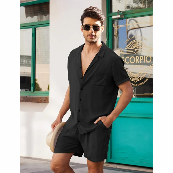 Complete men's linen summer set: breathable shirt and matching pants for a comfortable, casual look.