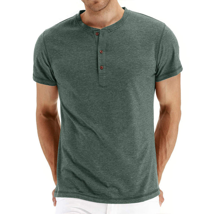 Men's casual short sleeve cotton shirt, button placket, breathable, for summer comfort.