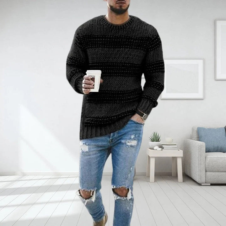 Arvid men's Scandinavian chunky knit sweater for ultimate warmth. Stylish winter wear, a cozy knit top.