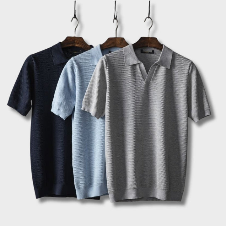 Versatile men's everyday polo in a classic style, crafted from lightweight and breathable cotton fabric.