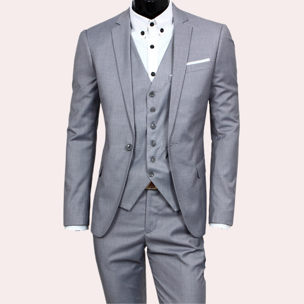 Elegant men's 3-piece Theo suit featuring jacket, vest, & trousers, perfect for weddings, parties, and business.