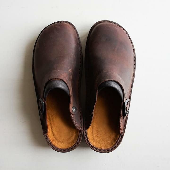 Durable men's Lennart clogs, slip-on design with profiled sole & arch support for everyday use.