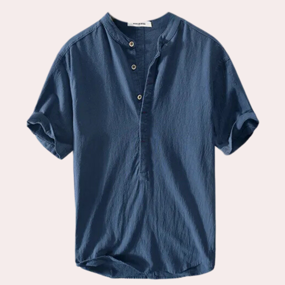 Lightweight men's summer shirt, perfect for warm weather. Comfortable short sleeve top for casual wear.