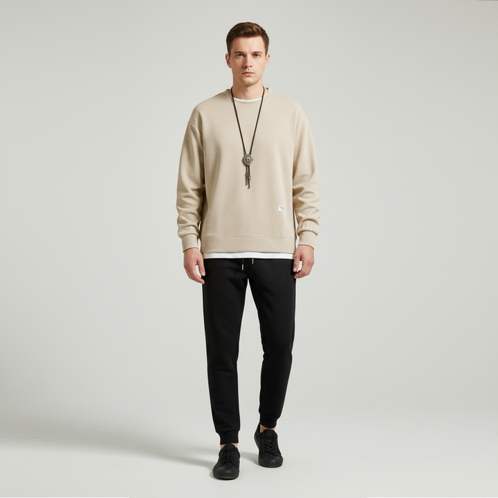 Comfortable men's black casual set, a modern two-piece tracksuit for autumnwear