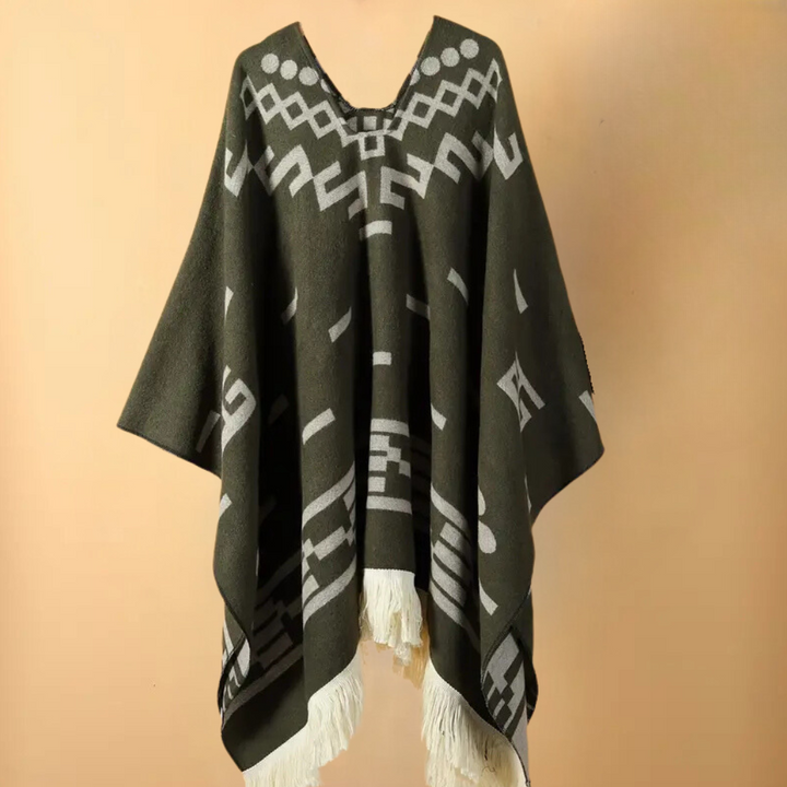 Stylish one-size men's winter poncho, fashionable outerwear perfect for staying warm and cozy in cold weather.