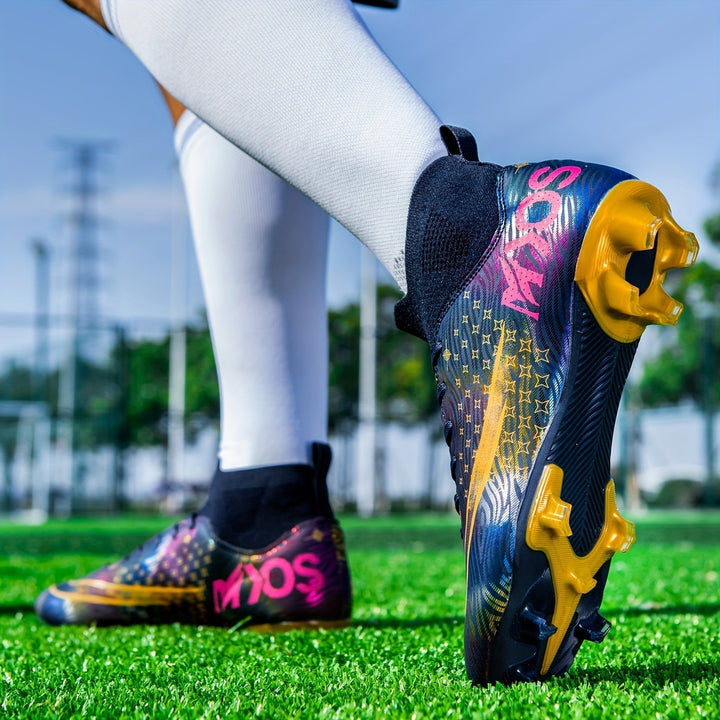Side view of Dario men's athletic footwear, showcasing the sleek high ankle design & lightweight build.