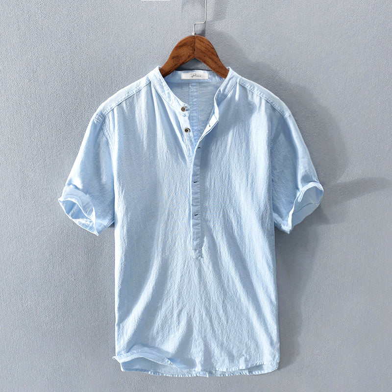 Back view of men's Elias breathable summer shirt, showcasing its comfortable and relaxed fit.