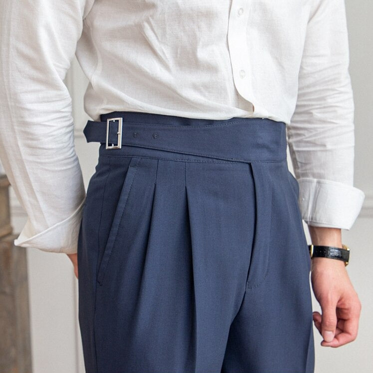 Isauro men's Gurkha pants with a high waist, straight leg, ideal for a refined look.