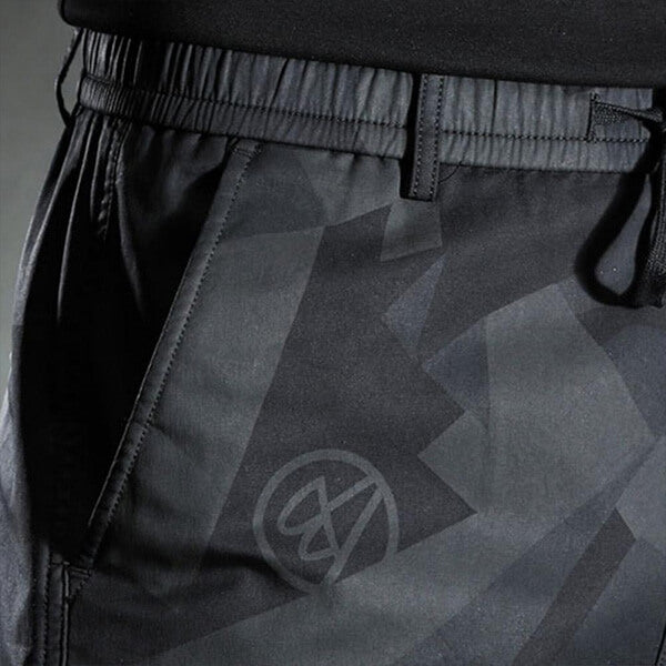 Durable men's Lars cargo trousers for hiking, travel, and active outdoor adventures. Comfort pants.