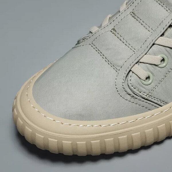 Daan men's comfortable footwear, featuring lightweight and breathable design.