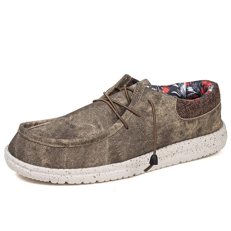 Comfortable men's summer loafers for warm weather. Easy slip-on design, perfect casual footwear for effortless style.