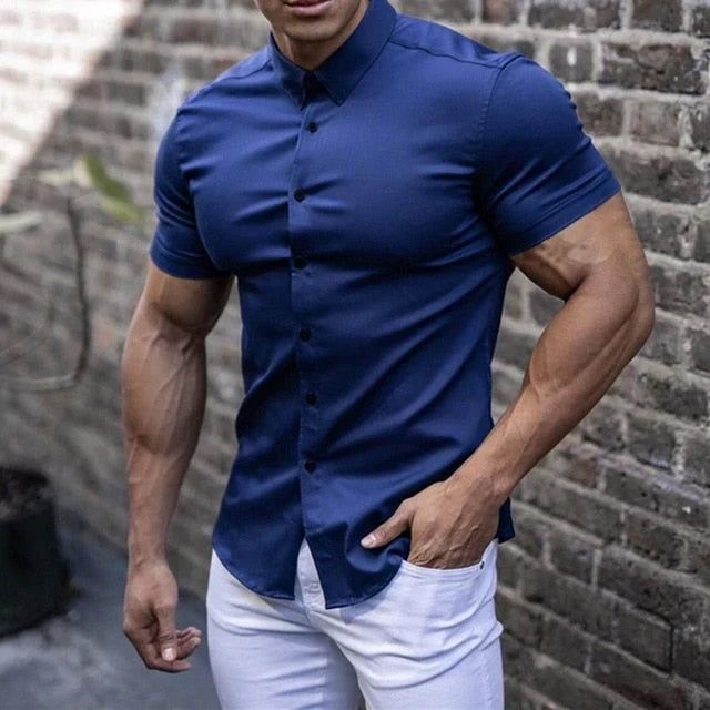 Men's Luca Collection slim fit short sleeve shirt, perfect for a modern, tailored look. Stretch for comfort.