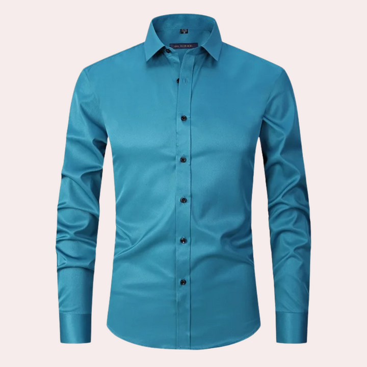 Stylish men's non-iron shirt, Milan design. Flexible stretch fabric ensures comfort and a polished appearance.