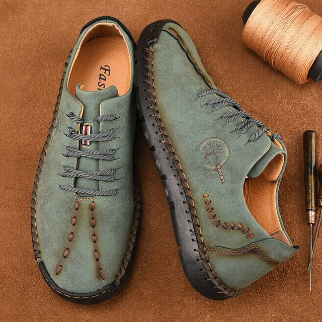 Stylish men's orthopedic shoes, perfect for foot comfort and support in a modern design.