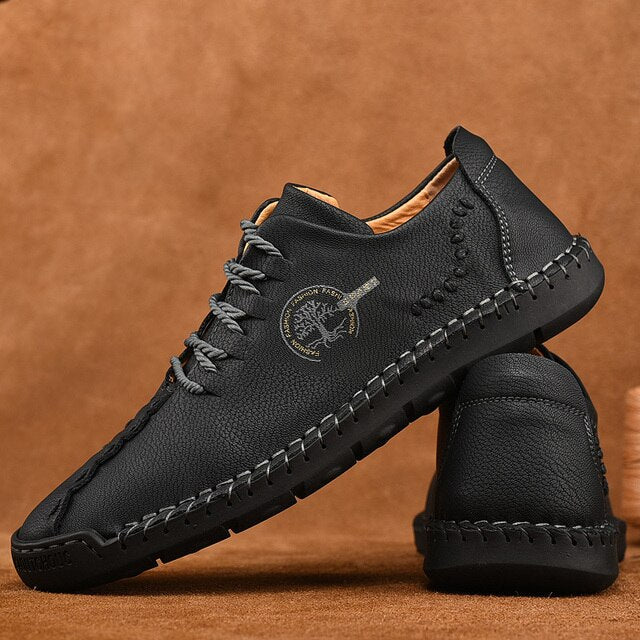 Casual men's orthopedic sneakers for ultimate foot comfort, blending support with contemporary fashion.