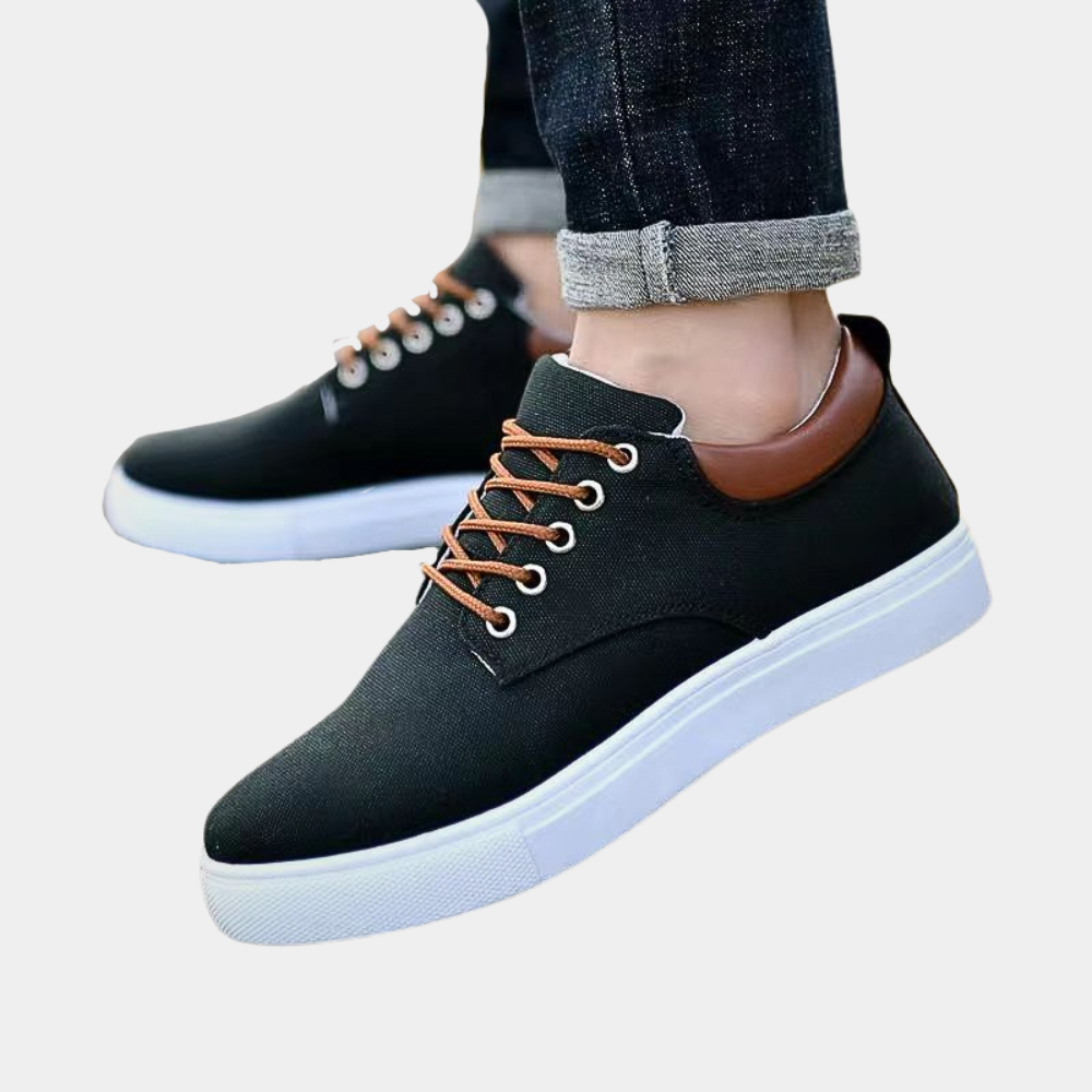 Versatile men's walking shoes, offering orthopedic support and everyday comfort for any activity.