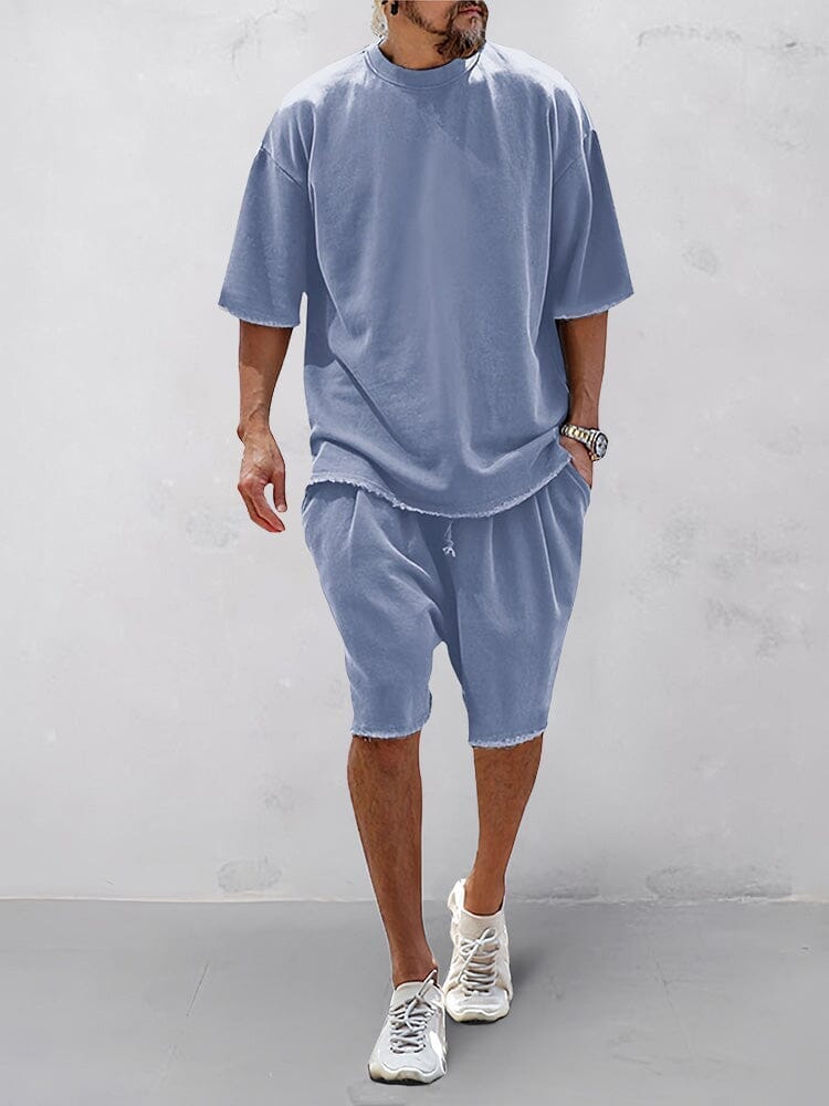 Urban style men's sports set, two-piece with relaxed fit. Casual fashion activewear for streetwear & ultimate comfort.