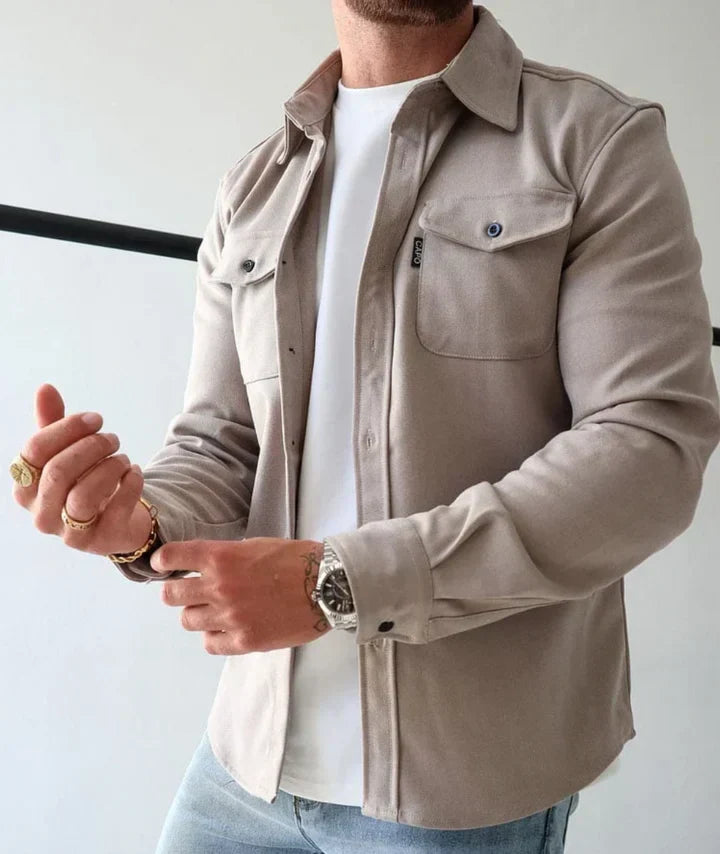 Men's relaxed fit long sleeve casual shirt for autumn comfort. Ideal everyday wear, versatile fall fashion menswear.