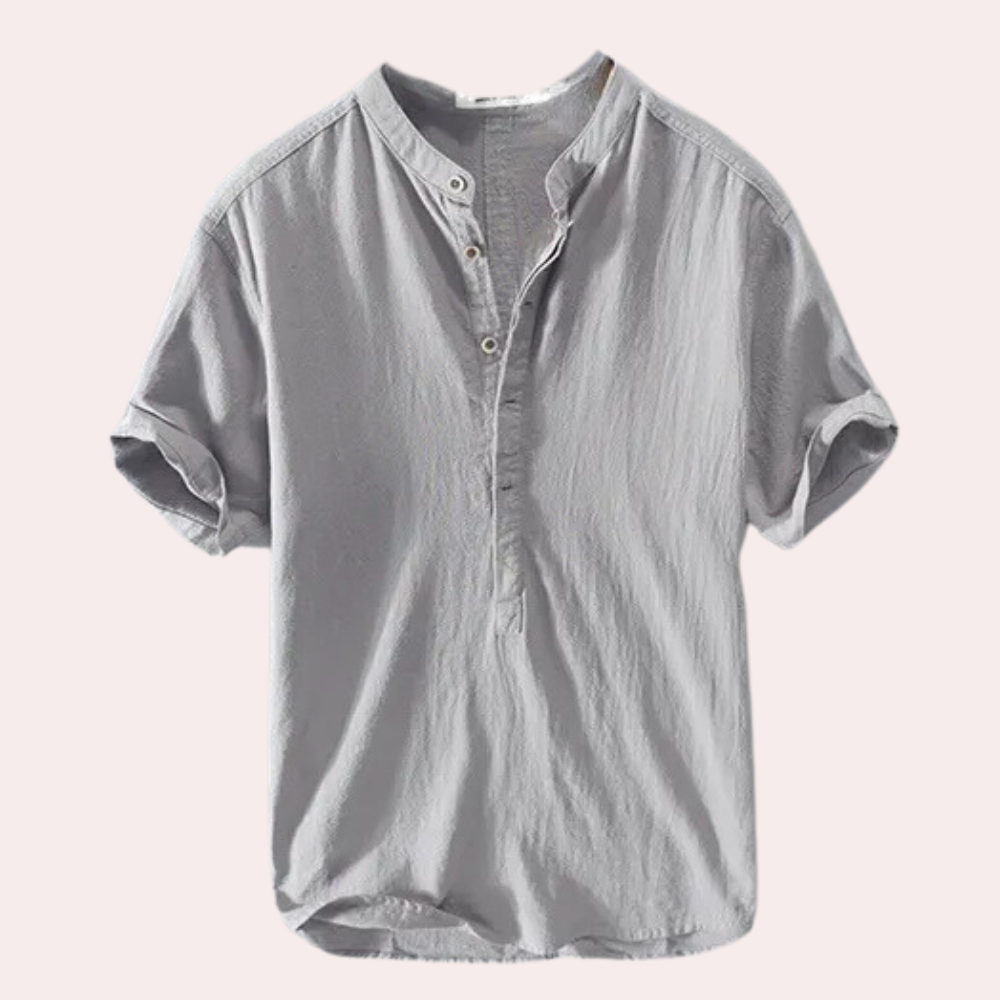 Comfortable men's Milo summer shirt, breathable short sleeve for warm days.