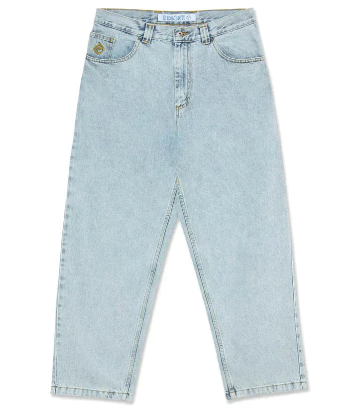 Detail of stitching and button on men's relaxed fit denim jeans, premium quality.